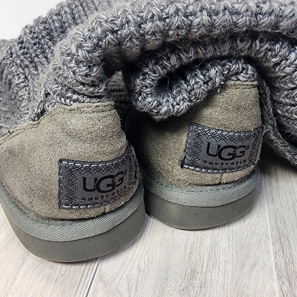 UGG Classic Cardy Gray Button-Up Sheepskin Sweater Boots #5819 size 6 - Picture 11 of 16
